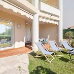 SERRENDY RARE ! Superbe 3 pièces avec jardin&vue sur la mer